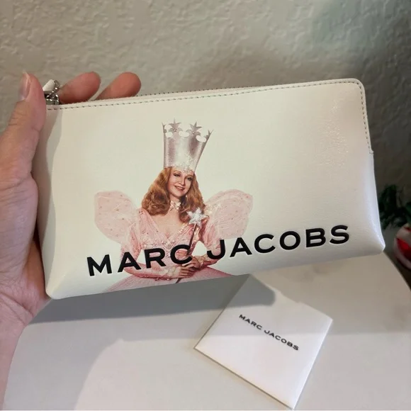 NWT Marc Jacobs x 'The Wizard of Oz' Wristlet Limited Edition